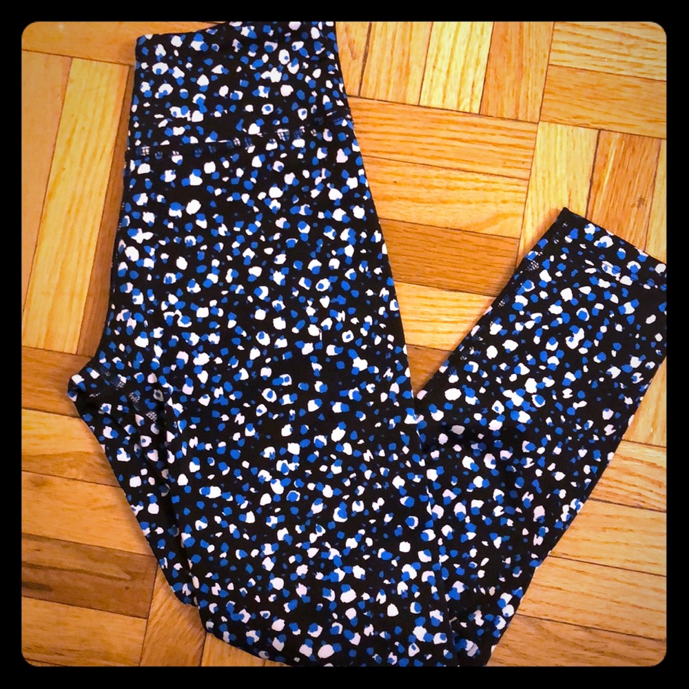 Beyond Yoga Cropped Legging.